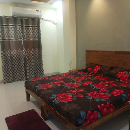 Anant Home Stay Удджайн Экстерьер фото